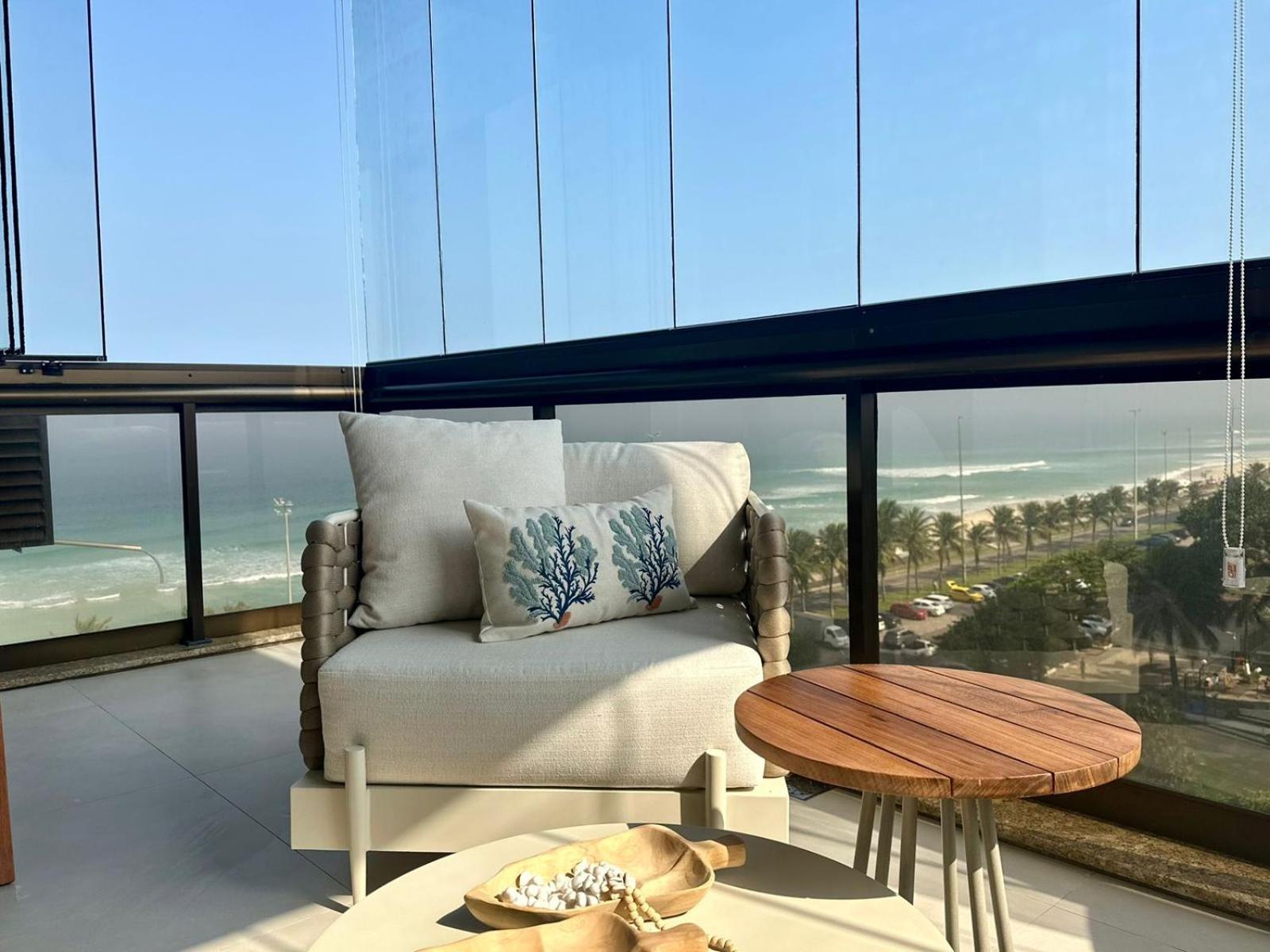 Lindo Apto No Melhor Lugar Da Barra Da Tijuca! Com Uma Vista De Tirar O Folego, Frente Para O Mar! Totalmente Equipado E Decorado Ao Lado Dos Melhores Hoteis E Quiosques Da Barra! Portaria 24H, Piscina, Sauna, Jacuzzi, Academia, Garagem, Wi-Fi, Lavan Rio de Janeiro Exterior foto